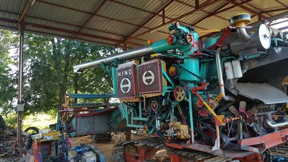 ขายรถเกี่ยวข้าวไทยเจริญ เครื่อง HINOJO8C 220แรง ช่วงล่าง12ปั๊ม23 สภาพเช็คพร้อมลงงาน โซ่ใหม่ลงได้400ไร่