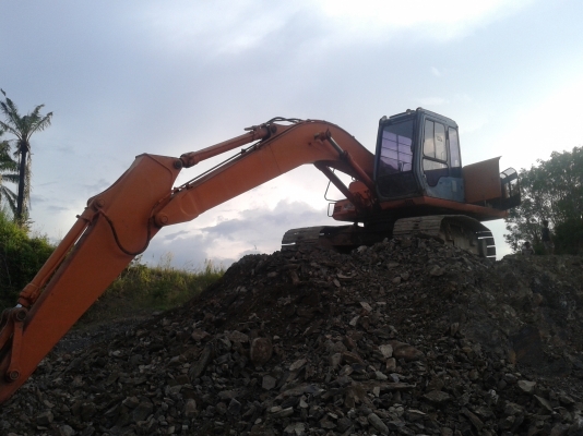 HITACHI EX 200-3 HITACHI EX 200-3