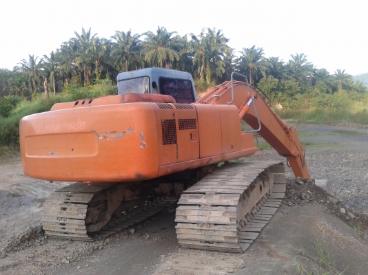 HITACHI EX 200-3 HITACHI EX 200-3