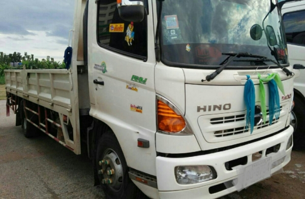 ขาย 935,000บ หกล้อ ฮีโน่ ซีรี500 FC9J-150ปี56ช่วงยาว5.60ม สภาพดีสวยบางเดิมพร้อมใช้งาน ทะเบียนพร้อมโอน