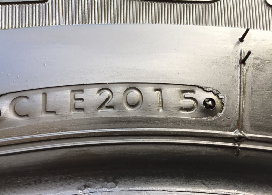 ยาง Bridgestone 245 70 16 กลางปี15 ดอกเต็ม ไม่มีปะ ราคาไม่แพง