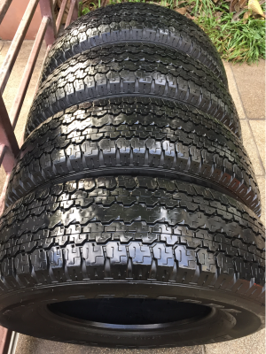 ยาง Bridgestone 245 70 16 กลางปี15 ดอกเต็ม ไม่มีปะ ราคาไม่แพง