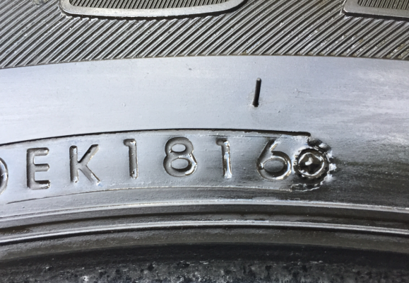 ยาง Bridgestone 245 70 16 ปี16 ดอกเต็ม ราคาไม่แพง