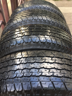 ยาง Bridgestone 245 70 16 ปี16 ดอกเต็ม ราคาไม่แพง