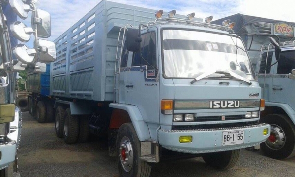 ขายรถสิบล้อ อีซุซุ 195 เครื่อง 260แรงม้า (ดั๊ม3มิต) 2เพลา ขายรถสิบล้อ อีซุซุ 195 เครื่อง 260แรงม้า (ดั๊ม3มิต) 2เพลา