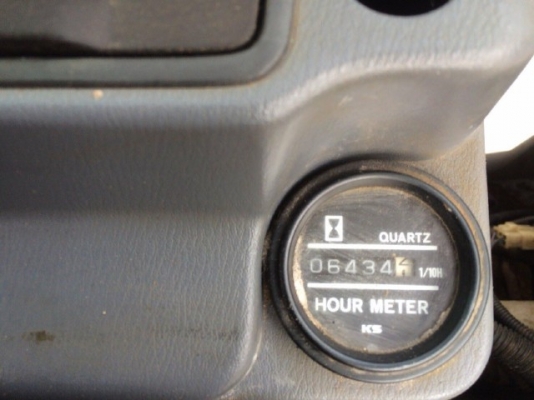 ขายรถแบคโฮ KOBELCO SK100 MARK 5 SUPER รถนอกนำเข้าจากญี่ปุ่น สภาพสวยพร้อมใช้งาน มีVDOการทำงานครับ