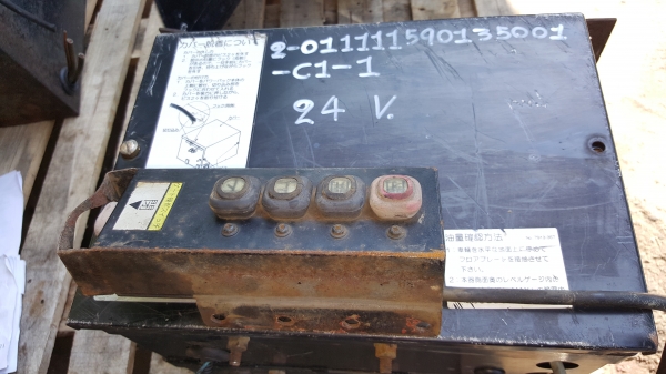 ปั้มไฮดรอลิค ออก 2 สาย ไฟ 24 v รหัส C1 - 1 ราคา 4800 สอบถามได้