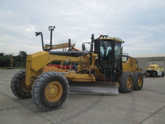 ขายรถเกรดแคท CATERPILLAR 140M มือสองนำเข้าสภาพสวยพร้อมใช้งาน