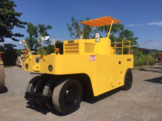 รถบด 9 ล้อยาง SAKAI 5309 FROM JAPAN สนใจติดต่อ 063-9316985 ID LINE : 0639316985 ครับ