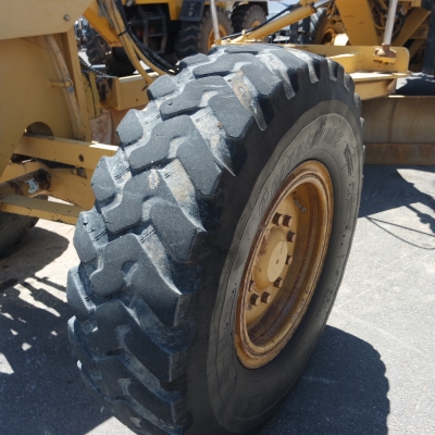 CAT 12H ปี 1998 นำเข้าจากอเมริกา สภาพสวยมาก ๆ ใบมีต 14 ฟุตพร้อมริปเปอร์ CAT 12H ปี 1998 นำเข้าจากอเมริกา สภาพสวยมาก ๆ ใบมีต 14 ฟุตพร้อมริปเปอร์