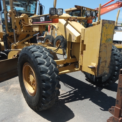 CAT 12H ปี 1998 นำเข้าจากอเมริกา สภาพสวยมาก ๆ ใบมีต 14 ฟุตพร้อมริปเปอร์ CAT 12H ปี 1998 นำเข้าจากอเมริกา สภาพสวยมาก ๆ ใบมีต 14 ฟุตพร้อมริปเปอร์