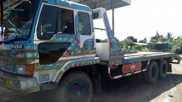 ขายแบคโคมาร์คไฟว์ พร้อมเทรลเลอร์2เพลา รถสวยสภาพพร้อมใช้งาน เอกสารเล่มทะเบียนทั้ง2คัน ราคา1,150,000 สนใจโทร 090-8588220คุณนะ 093-3258446คุณบิว หรือเข้าดูสินค้าอื่นๆได้ที่ www.narong2truck.com หรือ www.truck.in.th/498 หรือเพจFacebook ณรงค์ ซื้อขายรถมือสอง (