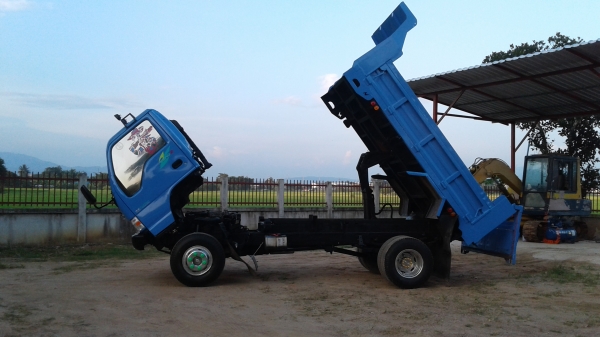 รถดั้มพ์.ISUZU.NQR.150แรง.เทอร์โบอินเตอร์ปี46.แอร์เพาเวอร์F