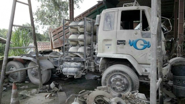 ขายรถ10ล้อ 2เพลา มีหลายคัน หลายราคา เอกสารเล่มทะเบียนทุกคัน ราคา450,000 สนใจโทร 090-8588220คุณนะ 093-3258446คุณบิว หรือเข้าดูสินค้าอื่นๆได้ที่ www.narong2truck.com หรือ www.truck.in.th/498 หรือเพจFacebook ณรงค์ ซื้อขายรถมือสอง (เว็บไซต์ส่วนตัว) หรือFacebo ขายรถ10ล้อ 2เพลา มีหลายคัน หลายราคา เอกสารเล่มทะเบียนทุกคัน ราคา450,000 สนใจโทร 090-8588220คุณนะ 093-3258446คุณบิว หรือเข้าดูสินค้าอื่นๆได้ที่ www.narong2truck.com หรือ www.truck.in.th/498 หรือเพจFacebook ณรงค์ ซื้อขายรถมือสอง (เว็บไซต์ส่วนตัว) หรือFacebo