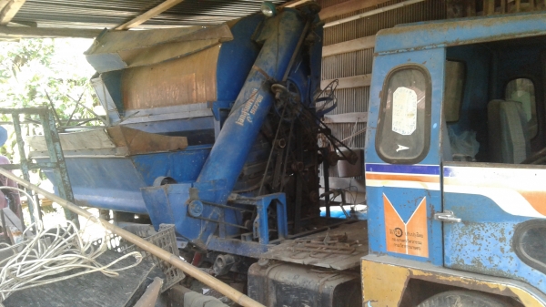 ขายรถนวด สี่ล้อกลางตู้สิงห์เปลือยจัมโบพร้อมใช้งาน