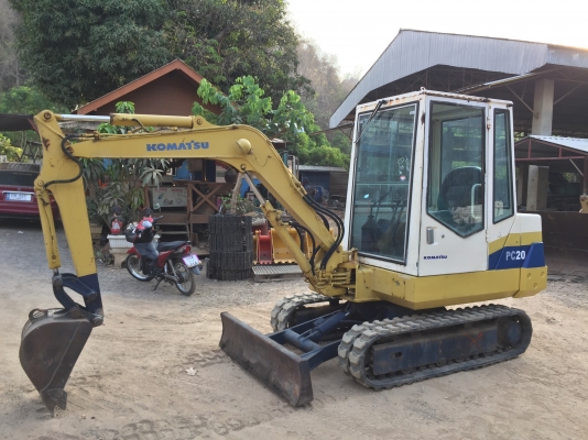 ขายรถขุด KOMATSU PC20-6 มีตู้สภาพสวยรถพร้อมใช้งาน รถนอกแท้ๆ ขายรถขุด KOMATSU PC20-6 มีตู้สภาพสวยรถพร้อมใช้งาน รถนอกแท้ๆ