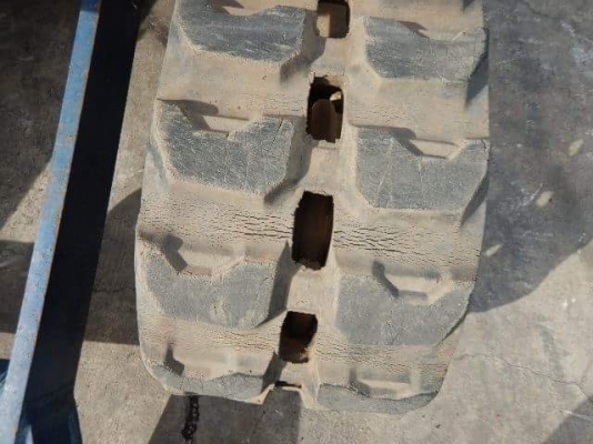 ขายรถขุด KOMATSU PC20-6 มีตู้สภาพสวยรถพร้อมใช้งาน รถนอกแท้ๆ ขายรถขุด KOMATSU PC20-6 มีตู้สภาพสวยรถพร้อมใช้งาน รถนอกแท้ๆ