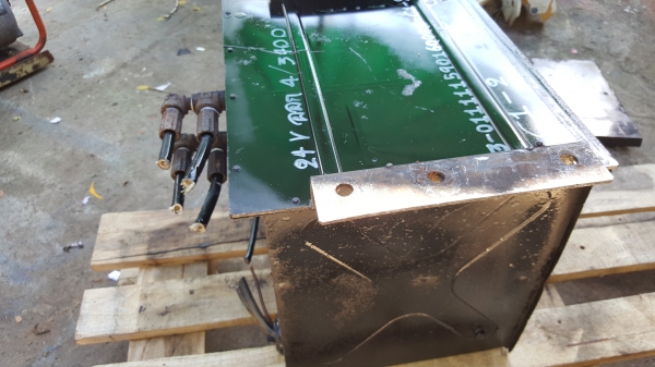 ปั้มไฮดีอลิค 24 v ออก 4 สาย รหัสสินค้า C1 - 2 สอบถามได้ต่อรองได้ ขายได้ขาย ราคา  3400 บาท