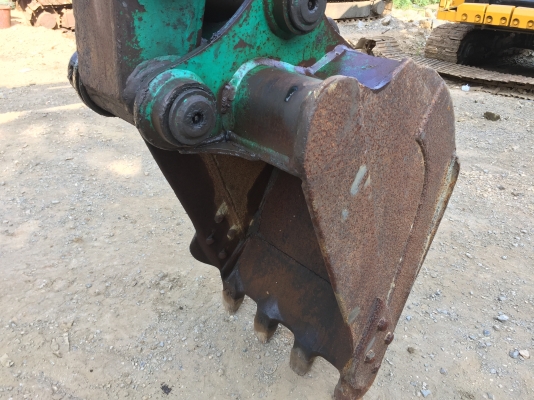 ขายรถขุด KOMATSU PC40 MR-1 ปั้มนิ้ว คอลโทนสั้น มีลายหัวกระแทก แทรกเหล็ก สภาพพร้อมใช้ มือสองญี่ปุ่นแท้ๆ