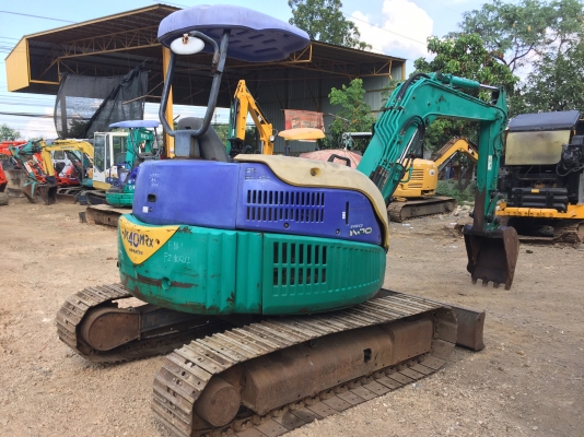 ขายรถขุด KOMATSU PC40 MR-1 ปั้มนิ้ว คอลโทนสั้น มีลายหัวกระแทก แทรกเหล็ก สภาพพร้อมใช้ มือสองญี่ปุ่นแท้ๆ