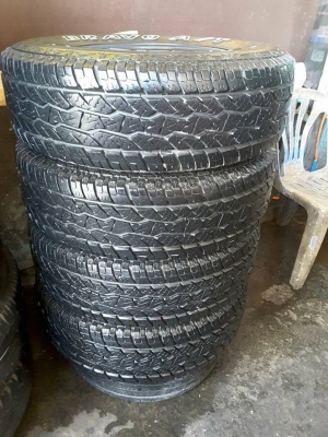 Maxxis AT700 ขนาด 225-75-15 ปี15 สภาพสวยๆ 1ชุด Maxxis AT700 ขนาด 225-75-15 ปี15 สภาพสวยๆ 1ชุด