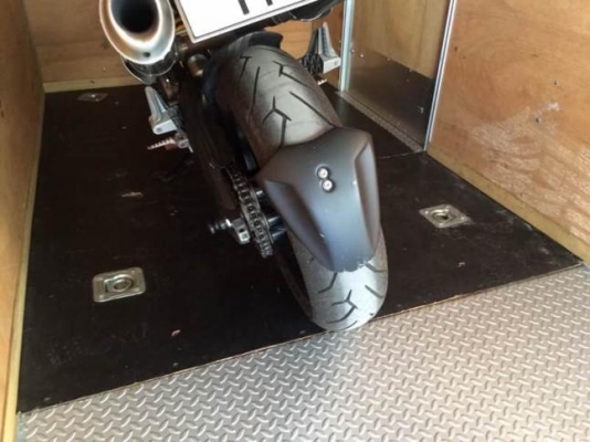 ขาย Enclosed trailer จาก เมกา ขนมอไซต์ ขนของ