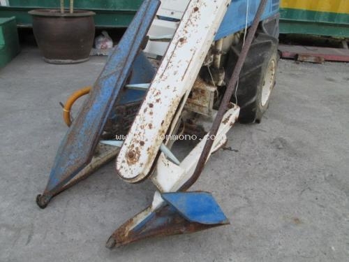 ขาย รถเกี่ยวข้าวเดินตาม ISEKI RX310 รหัสสินค้า 80904371พร้อมใช้งาน www.nihonmono.com ขาย รถเกี่ยวข้าวเดินตาม ISEKI RX310 รหัสสินค้า 80904371พร้อมใช้งาน www.nihonmono.com