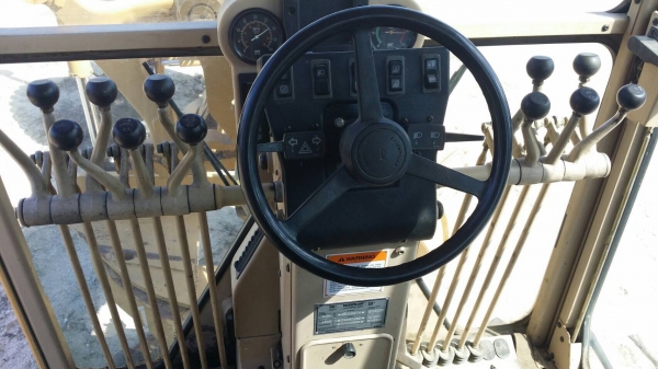 ขาย CAT160 H ปี 1996 ทำงาน 22000 ซม รถนำเข้า USA เดิมๆไม่ได้แต่งตัวเลยครับ พร้อมใช้งานครับ ราคา 3.5 ล้าน ขายทั้งสด &amp; ผ่อน รับซื้อ-ขาย-แลกเปลี่ยนรถบรรทุกๆชนิด