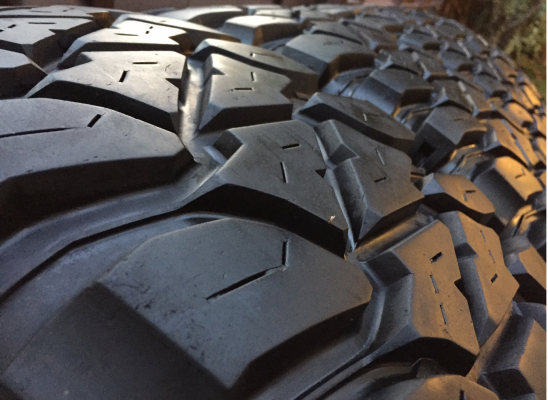 ยาง Mud Mickey Thompson 315 75 16 ปลายปี15 ดอกเต็ม ไม่มีปะ ราคาไม่แพง ยาง Mud Mickey Thompson 315 75 16 ปลายปี15 ดอกเต็ม ไม่มีปะ ราคาไม่แพง