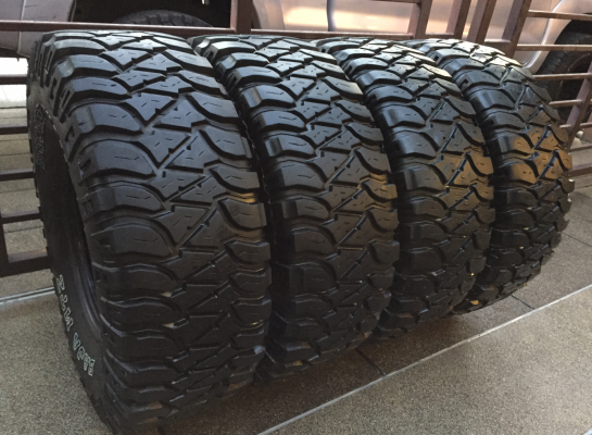 ยาง Mud Mickey Thompson 315 75 16 ปลายปี15 ดอกเต็ม ไม่มีปะ ราคาไม่แพง ยาง Mud Mickey Thompson 315 75 16 ปลายปี15 ดอกเต็ม ไม่มีปะ ราคาไม่แพง