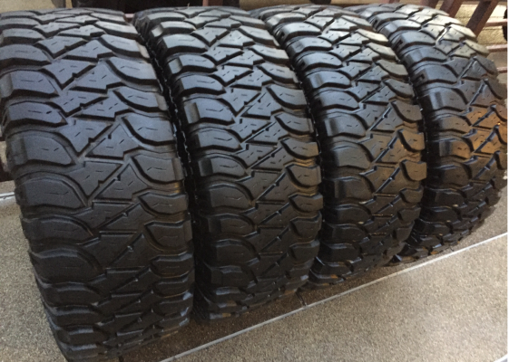ยาง Mud Mickey Thompson 315 75 16 ปลายปี15 ดอกเต็ม ไม่มีปะ ราคาไม่แพง ยาง Mud Mickey Thompson 315 75 16 ปลายปี15 ดอกเต็ม ไม่มีปะ ราคาไม่แพง