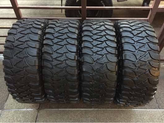 ยาง Mud Mickey Thompson 315 75 16 ปลายปี15 ดอกเต็ม ไม่มีปะ ราคาไม่แพง ยาง Mud Mickey Thompson 315 75 16 ปลายปี15 ดอกเต็ม ไม่มีปะ ราคาไม่แพง
