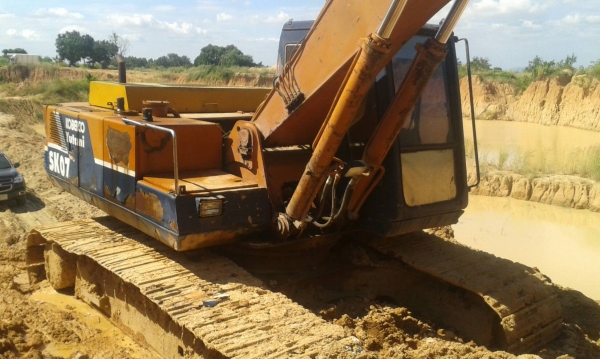 ขายรถแบคโฮ KOBELCO SK07-// รุ่น HDL คอลโทรลสั้น ตัวเดินใหญ่ ราคา 550000