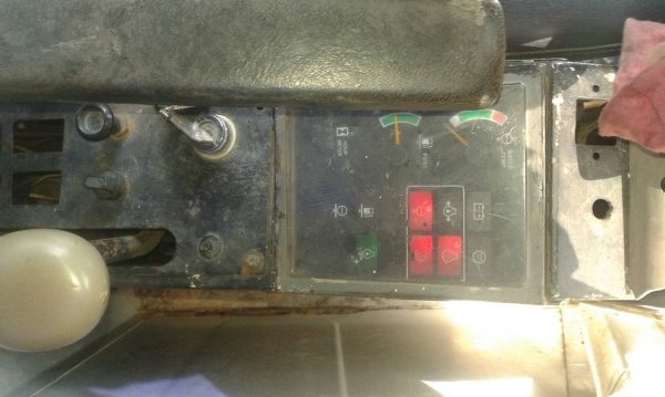 ขายรถแบคโฮ KOBELCO SK07-// รุ่น HDL คอลโทรลสั้น ตัวเดินใหญ่ ราคา 550000