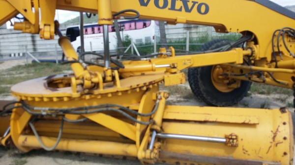 ขาย รถเกรดG970 Volvo ปี 2007 ชั่วโมงทำงาน 7000 พร้อมใช้งาน