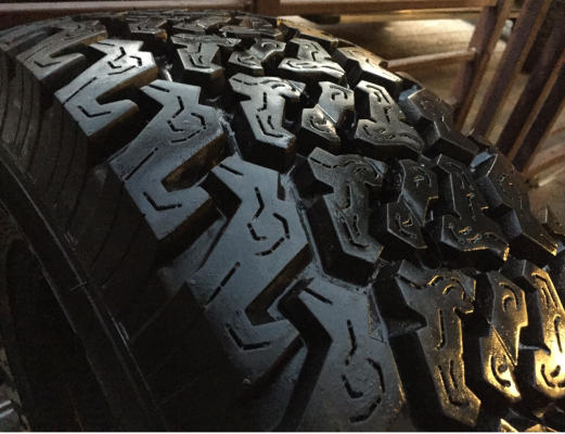 เศษยาง All Silverstone 265 70 16 ปลายปี15 ดอกเต็ม ไม่มีปะ ราคาไม่แพง