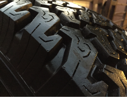 เศษยาง All Silverstone 265 70 16 ปลายปี15 ดอกเต็ม ไม่มีปะ ราคาไม่แพง