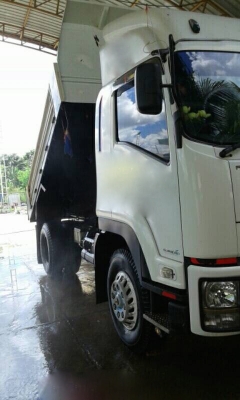 รถอีซูซุ 6 ล้อดั้ม FTR 240 แรงม้า. สนใจติดต่อ 081 - 6079515