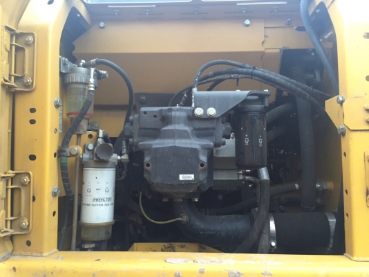 ขายดาวน์รถแบคโฮ KOMATSU PC200-8MO ทำ 3050ชั่วโมง สนใจโทร 081-970-1072