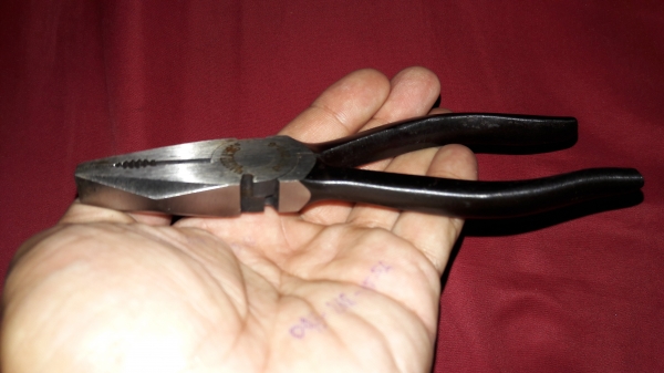 ขายคีมปากจิ้งจกงานสวยมาก Elliott Made in England.ใหม่เก่าเก็บ ขายคีมปากจิ้งจกงานสวยมาก Elliott Made in England.ใหม่เก่าเก็บ