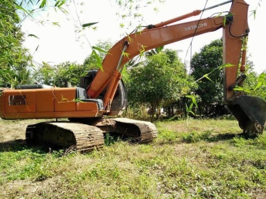 ขาย 1,290.000 HITACHI ZX200-1 ทำงาน 12,xxx ชม.เครื่องดี ปั้มแรง ไฟฟ้าครบ เปลี่ยน โช่ใหม่ เอวให้ใหม่ เอกสารเล่มทะเบียน  รถอยู่ จ.มหาสารคาม  090-772-3710 090-772-3708