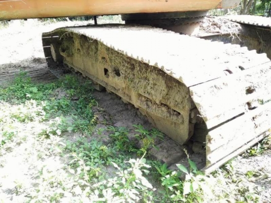 ขาย 1,290.000 HITACHI ZX200-1 ทำงาน 12,xxx ชม.เครื่องดี ปั้มแรง ไฟฟ้าครบ เปลี่ยน โช่ใหม่ เอวให้ใหม่ เอกสารเล่มทะเบียน  รถอยู่ จ.มหาสารคาม  090-772-3710 090-772-3708