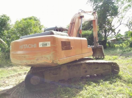 ขาย 1,290.000 HITACHI ZX200-1 ทำงาน 12,xxx ชม.เครื่องดี ปั้มแรง ไฟฟ้าครบ เปลี่ยน โช่ใหม่ เอวให้ใหม่ เอกสารเล่มทะเบียน  รถอยู่ จ.มหาสารคาม  090-772-3710 090-772-3708