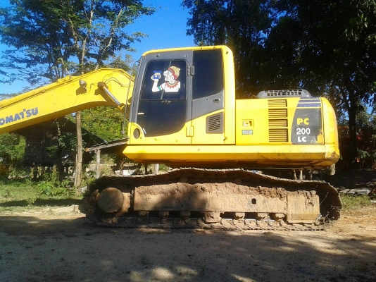 ขาย 1,290,000  Komatsu   pc 160-8 ทำงาน 12,000 ชั่วโมง เครื่องดี ปัมดี ไฟฟ้าครบ แถมบุ้งกี้ใหม่ เอกสารเล่มทะเบียน รถอยู่ จ.ยโสธร  090-772-3710 090-772-3708