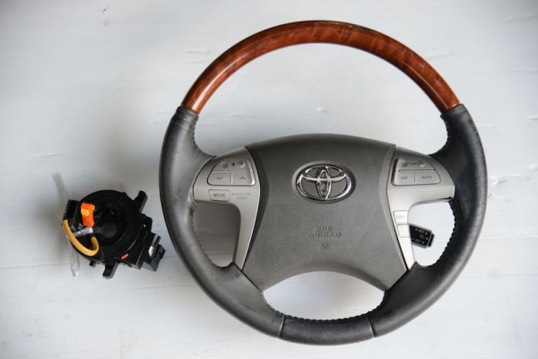 พวงมาลัย TOYOTA