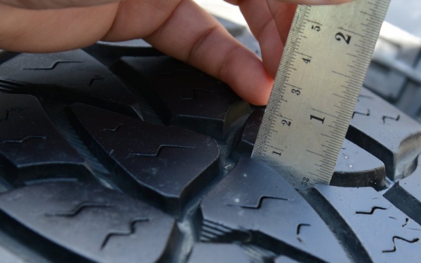 ยาง Mickey Thomson 245-75-16 USA