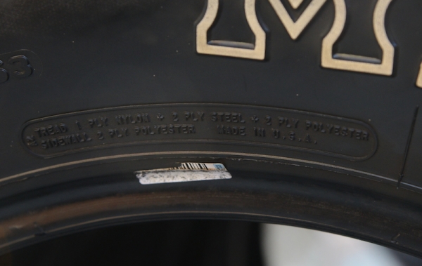 ยาง Mickey Thomson 245-75-16 USA