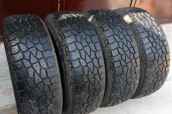 ยาง Mickey Thomson 245-75-16 USA