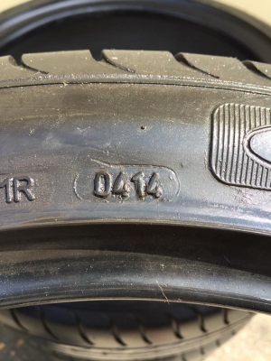 ขายยาง GOODYEAR EfficientGrip (RUNFLAT) 225-45-18 ปี14 ดอกหนาจัด ไม่มีปะ ชุดละ 5,900 บาท