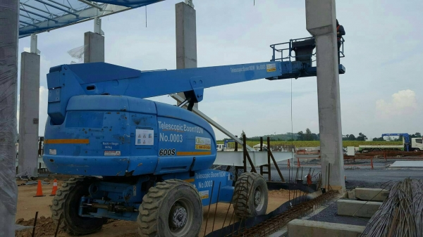 รถกระเช้าดีเซลขนาด18เมตร รถกระเช้าดีเซลขนาด18เมตร